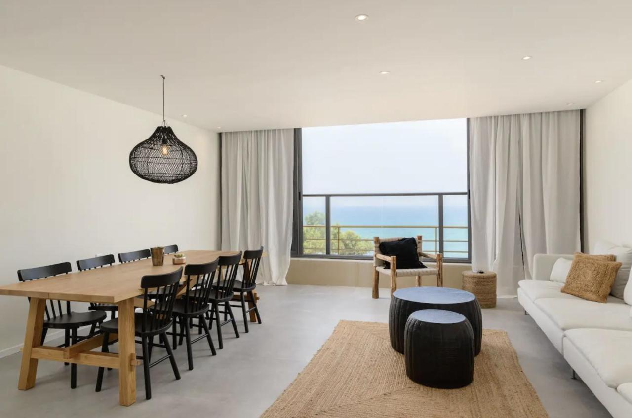 Stylish & Spacious 3 Bedroom Apartment By The Sea 内坦亚 外观 照片